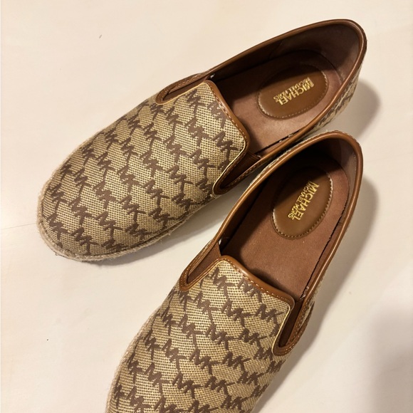 Michael Kors Logo Espadrille Slip On Shoe Tan Brown Women's Size 8M - Picture 4 of 6